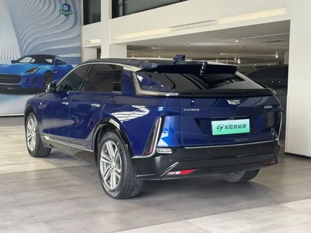 Cadillac Lyriq — Фото автомобиля 9
