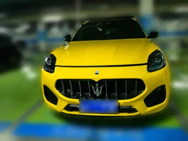 Maserati Grecale — Фото автомобиля 2