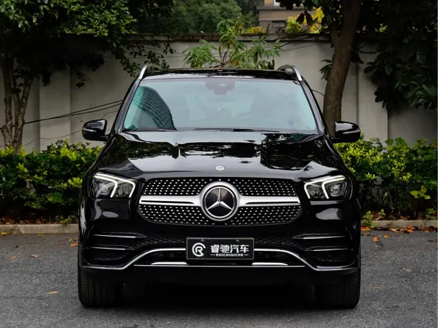 Mercedes-Benz GLE-Class — Фото автомобиля 2