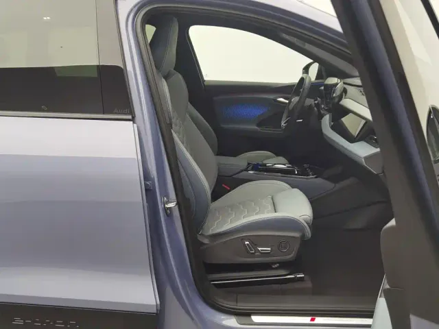 Audi Q6L e-tron — Фото автомобиля 23