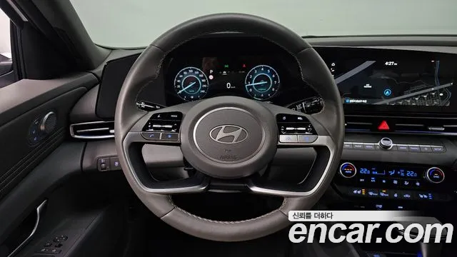 Hyundai Avante CN7 — Фото автомобиля 14