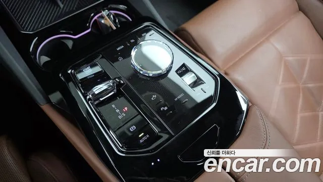 BMW 5 Series G60 — Фото автомобиля 12