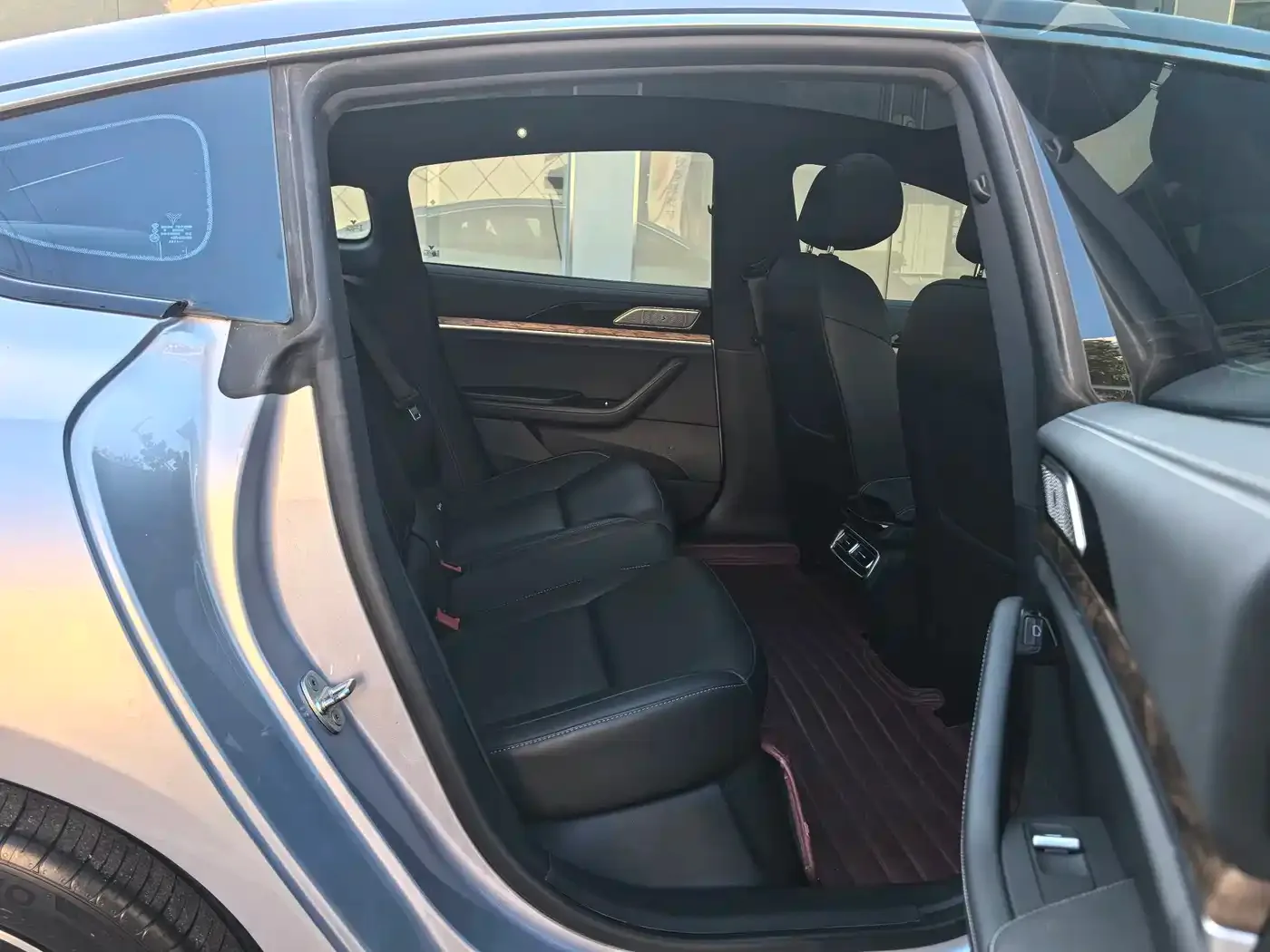 Nezha Auto Nezha S 2024 Facelift Extended Range 1060 Lite Edition — Фото автомобиля 10