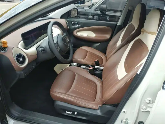 Wuling Bingo — Фото автомобиля 14