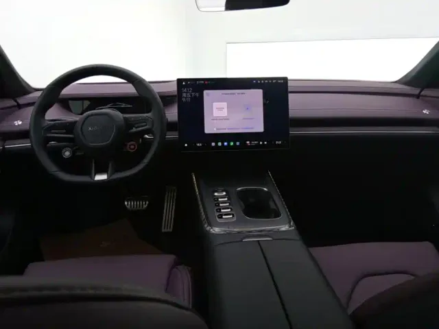 Xiaomi SU7 — Фото автомобиля 12