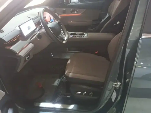 Chery Tiggo 8 PLUS — Фото автомобиля 14