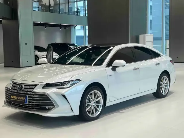 Фотография автомобиля — Toyota Avalon
