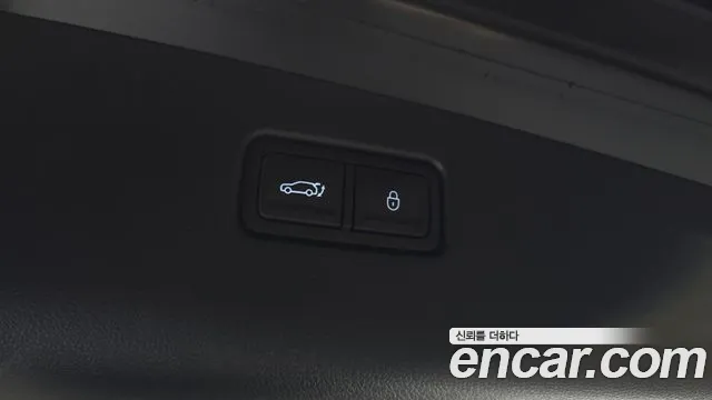 Genesis GV70 — Фото автомобиля 17