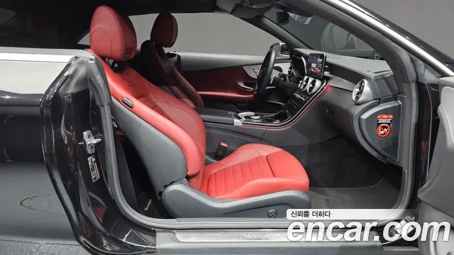 Mercedes-Benz C-Class — Фото автомобиля 11