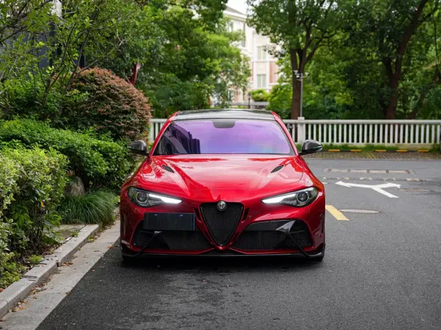 Alfa Romeo Giulia — Фото автомобиля 10