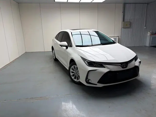 Toyota Corolla — Фото автомобиля 3