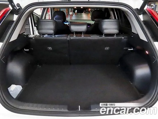 Kia Niro The All New — Фото автомобиля 17
