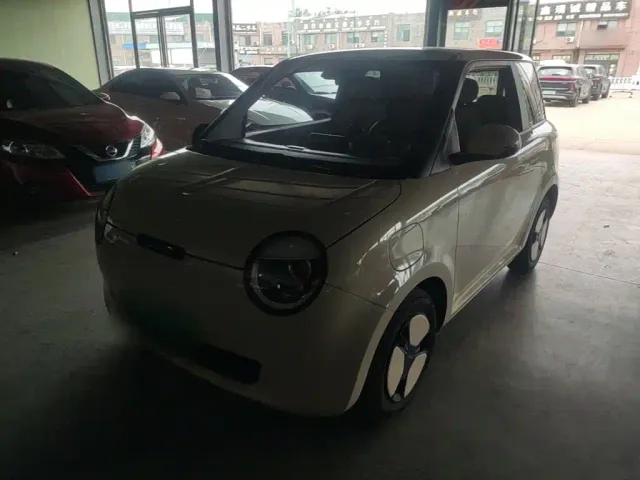 Фотография автомобиля — Changan Lumin