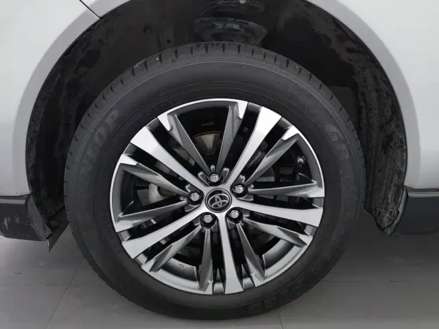 Toyota Venza — Фото автомобиля 17