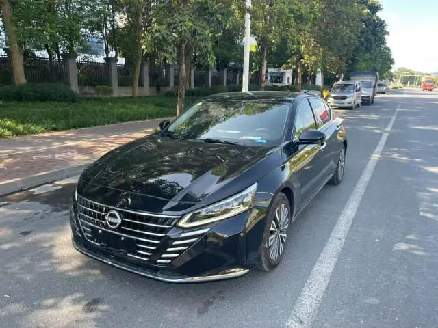 Фотография автомобиля — Nissan Teana