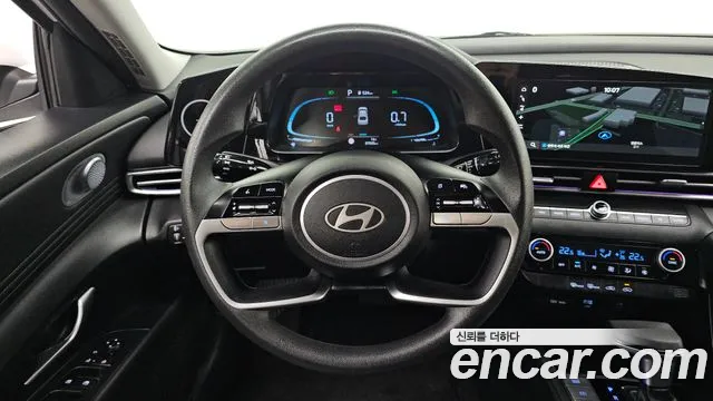 Hyundai Avante CN7 — Фото автомобиля 12