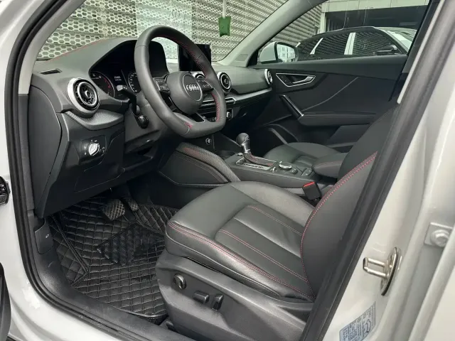 Audi Audi Q2L 2024 35TFSI Progressive Sport — Фото автомобиля 9