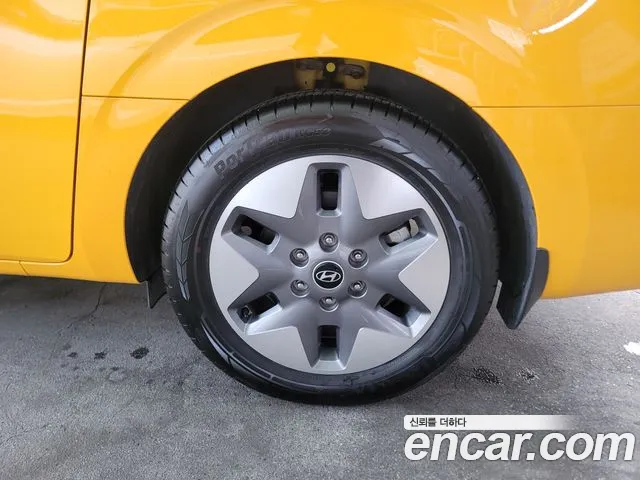 Hyundai Staria — Фото автомобиля 15