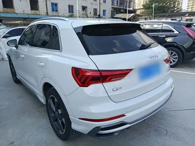 Audi Q3 — Фото автомобиля 4