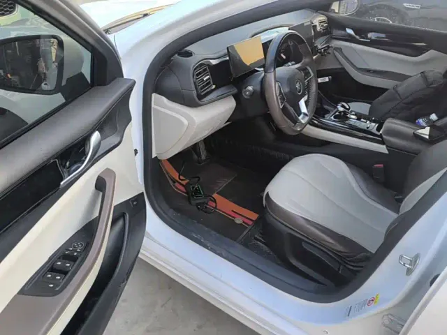 BYD Qin PLUS — Фото автомобиля 15