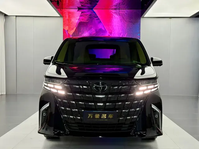 Toyota Alphard — Фото автомобиля 2