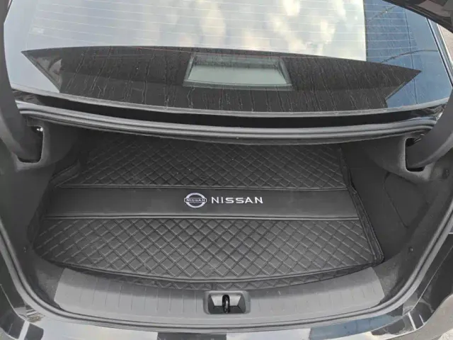 Nissan N7 — Фото автомобиля 4
