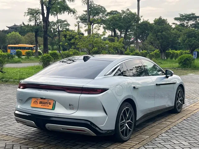 BYD Han L — Фото автомобиля 20