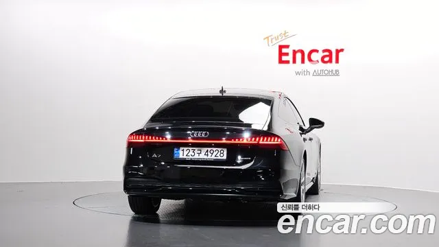 Audi A7 4K — Фото автомобиля 4