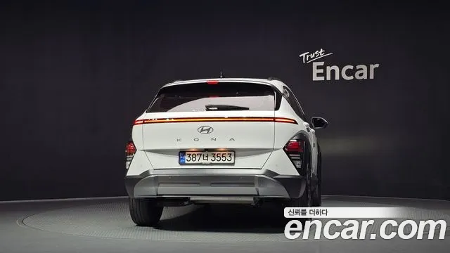 Hyundai Kona SX2 — Фото автомобиля 4