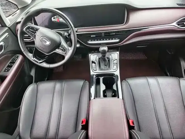GAC Trumpchi M6 — Фото автомобиля 9