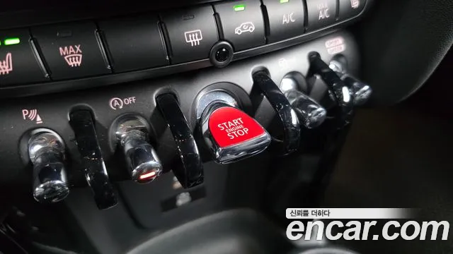 Mini Cooper Cooper 5 дверей Classic — Фото автомобиля 29