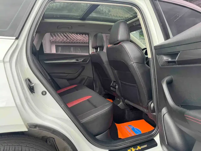 Skoda Karoq — Фото автомобиля 9