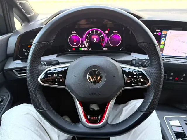 Volkswagen Golf GTI — Фото автомобиля 6