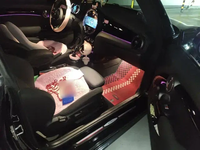 MINI Hatch — Фото автомобиля 19