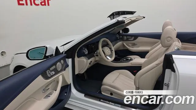 Mercedes-Benz E-Class — Фото автомобиля 2