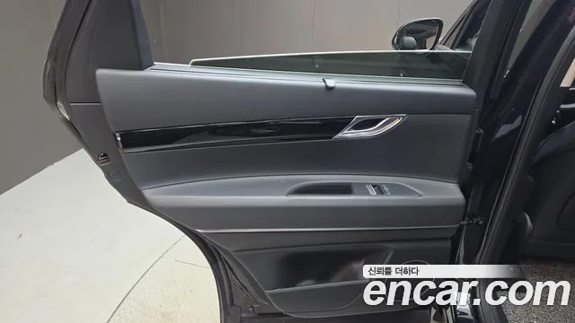 Genesis GV80 — Фото автомобиля 14
