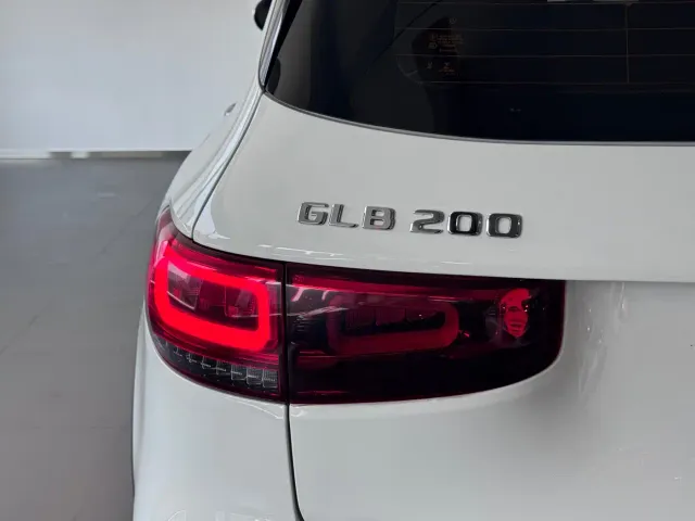 Mercedes-Benz GLB-Class — Фото автомобиля 8