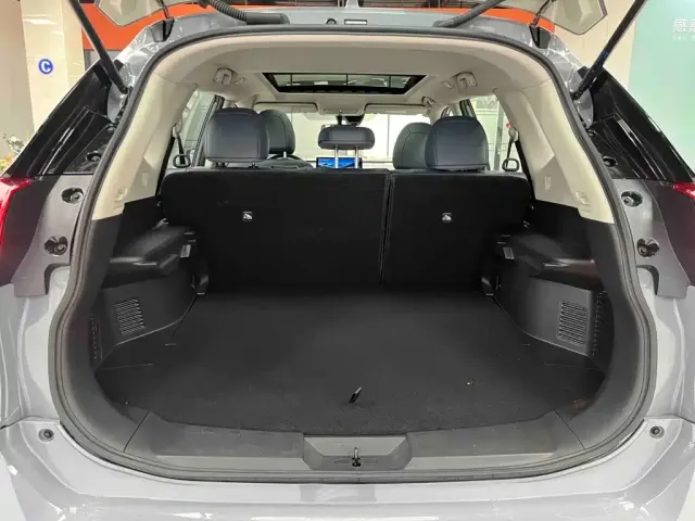 Nissan X-Trail — Фото автомобиля 22