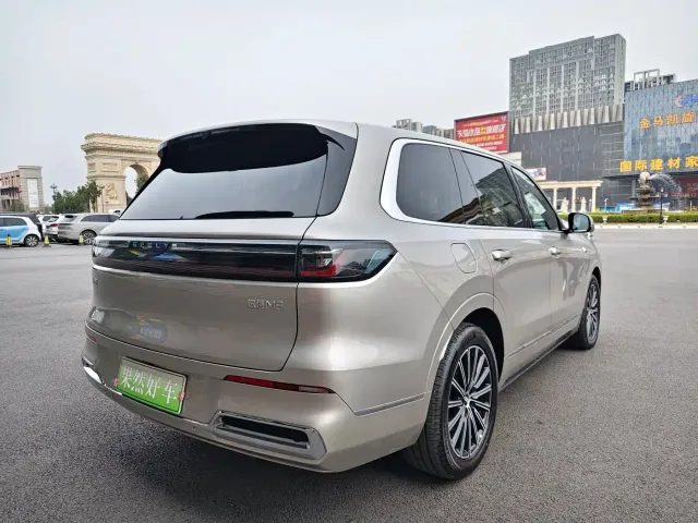 Geely Galaxy M9 — Фото автомобиля 5