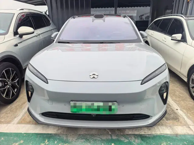 Nio ET5 — Фото автомобиля 2