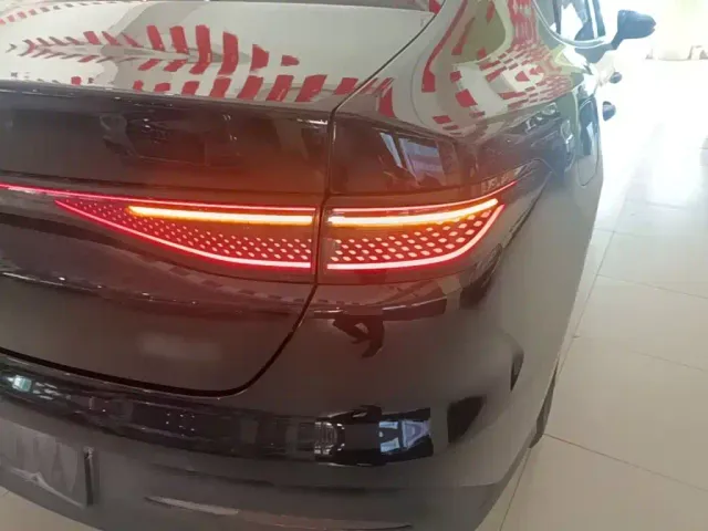 BYD Seal 05 DM-i — Фото автомобиля 7