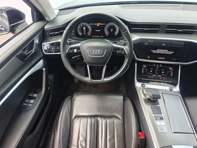Audi A6L — Фото автомобиля 15