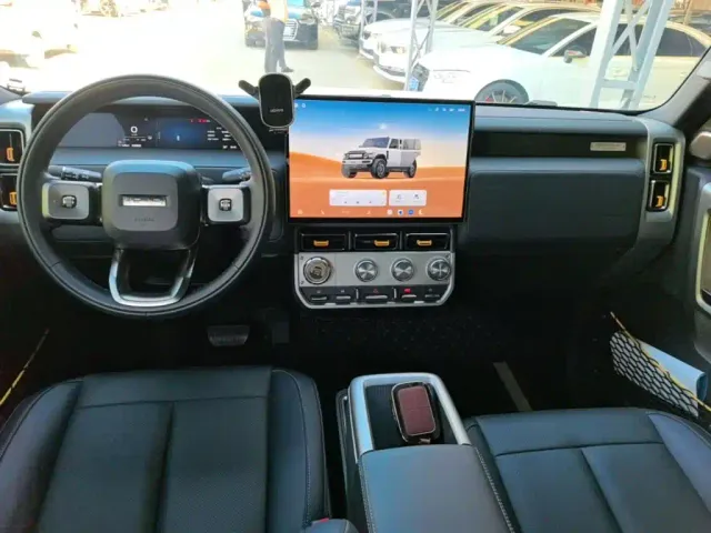 iCAR V23 — Фото автомобиля 9
