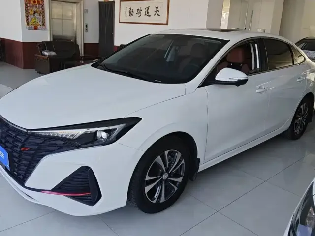 Фотография автомобиля — Changan Eado