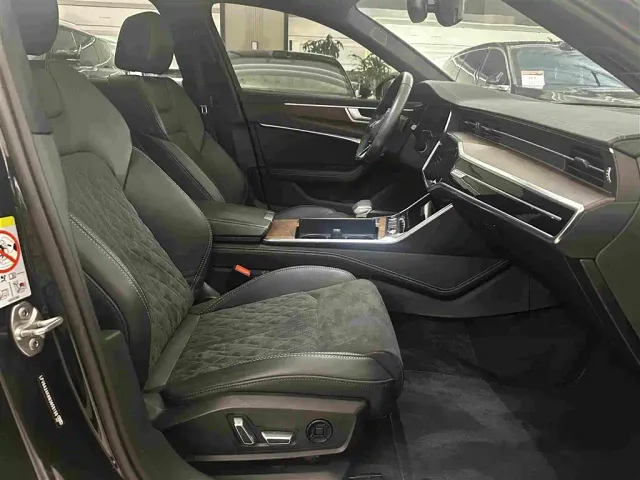 Audi A6L — Фото автомобиля 17