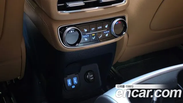 Genesis GV80 — Фото автомобиля 30