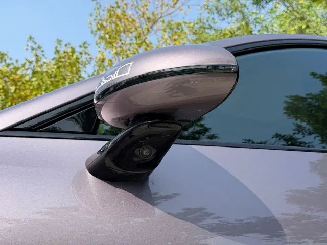 Xiaomi SU7 — Фото автомобиля 17