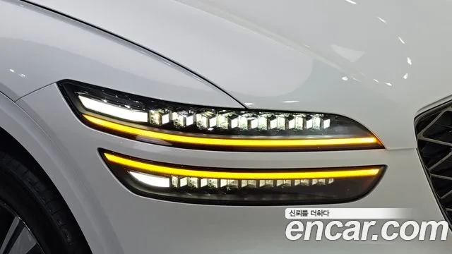 Genesis GV70 — Фото автомобиля 7