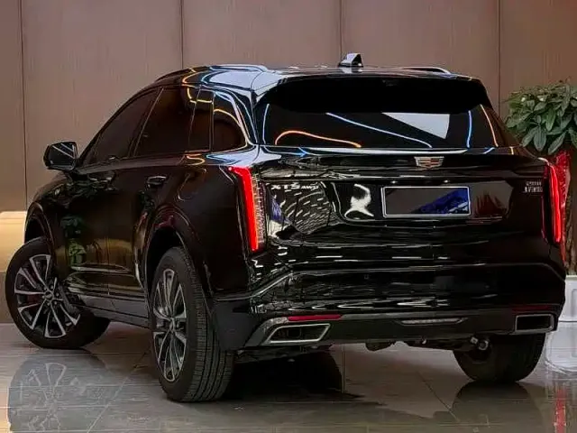 Cadillac XT5 — Фото автомобиля 4