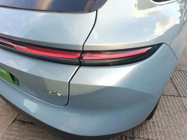 Nio ET5 Touring — Фото автомобиля 7